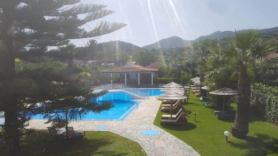 Hellens Village Paralía Almirú Kültér fotó