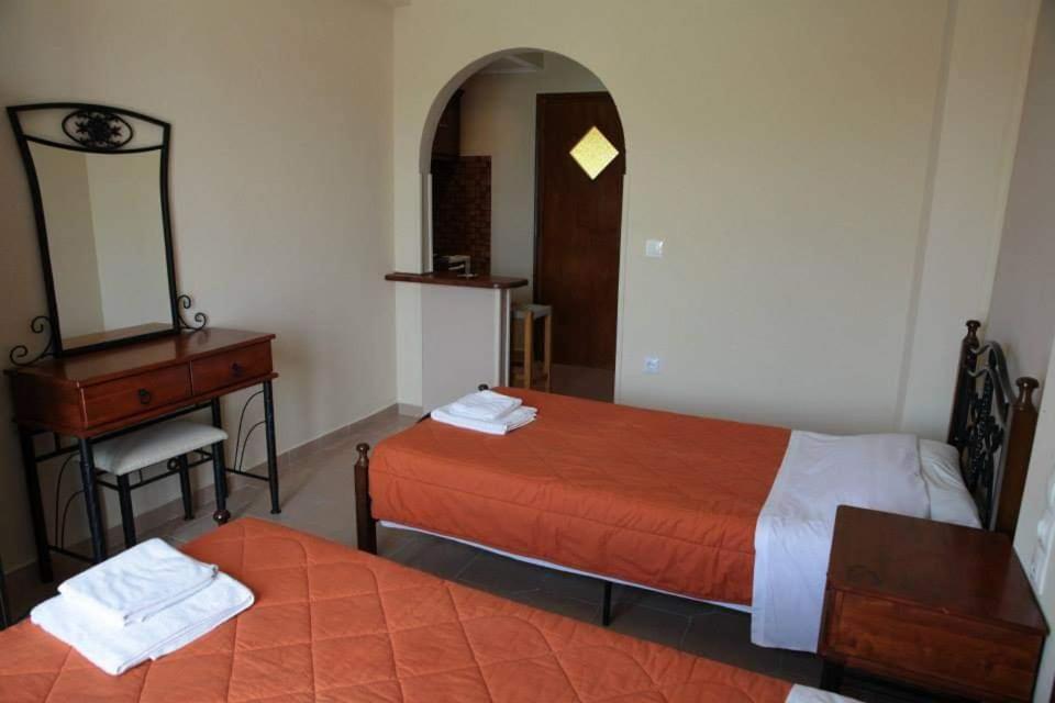 Hellens Village Paralía Almirú Kültér fotó