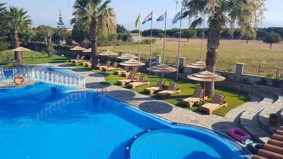 Hellens Village Paralía Almirú Kültér fotó